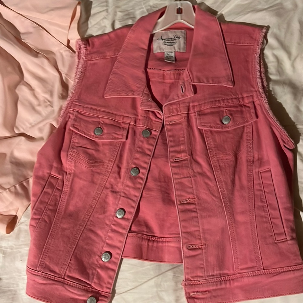 Cute pink vest